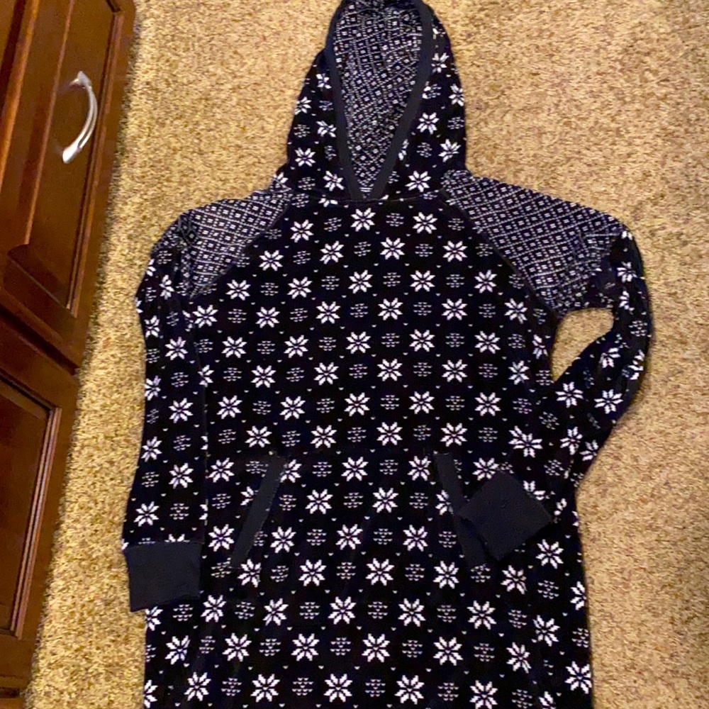 Vera Wang nightshirt
